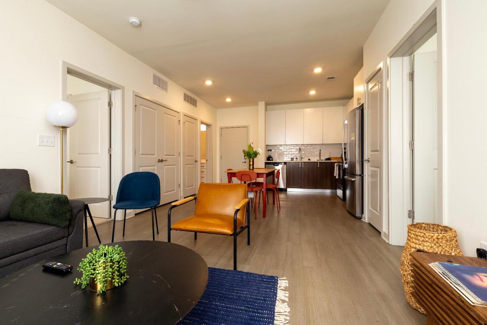 Modern Nulu 2Br Cozysuites 05 Луисвилл Экстерьер фото