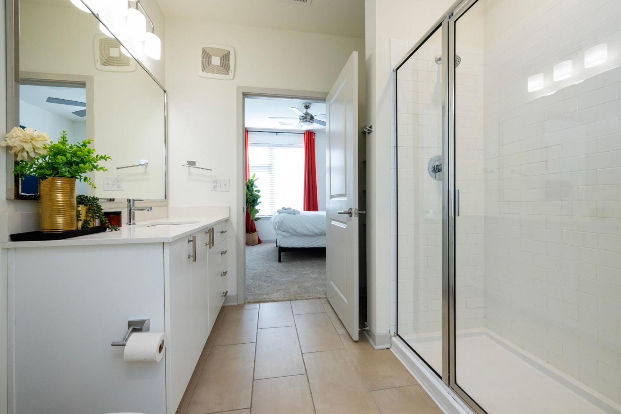 Modern Nulu 2Br Cozysuites 05 Луисвилл Экстерьер фото